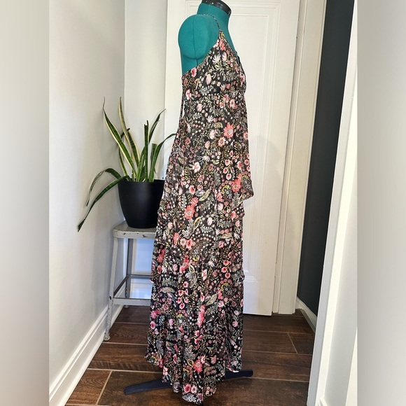 floral print tiered maxi dress Forever 21 black tie back - Picture 5 of 16